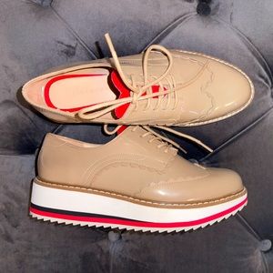 Zara shoes platform tie moccasins loafers size 35 nude with red accents 👞 ♥️